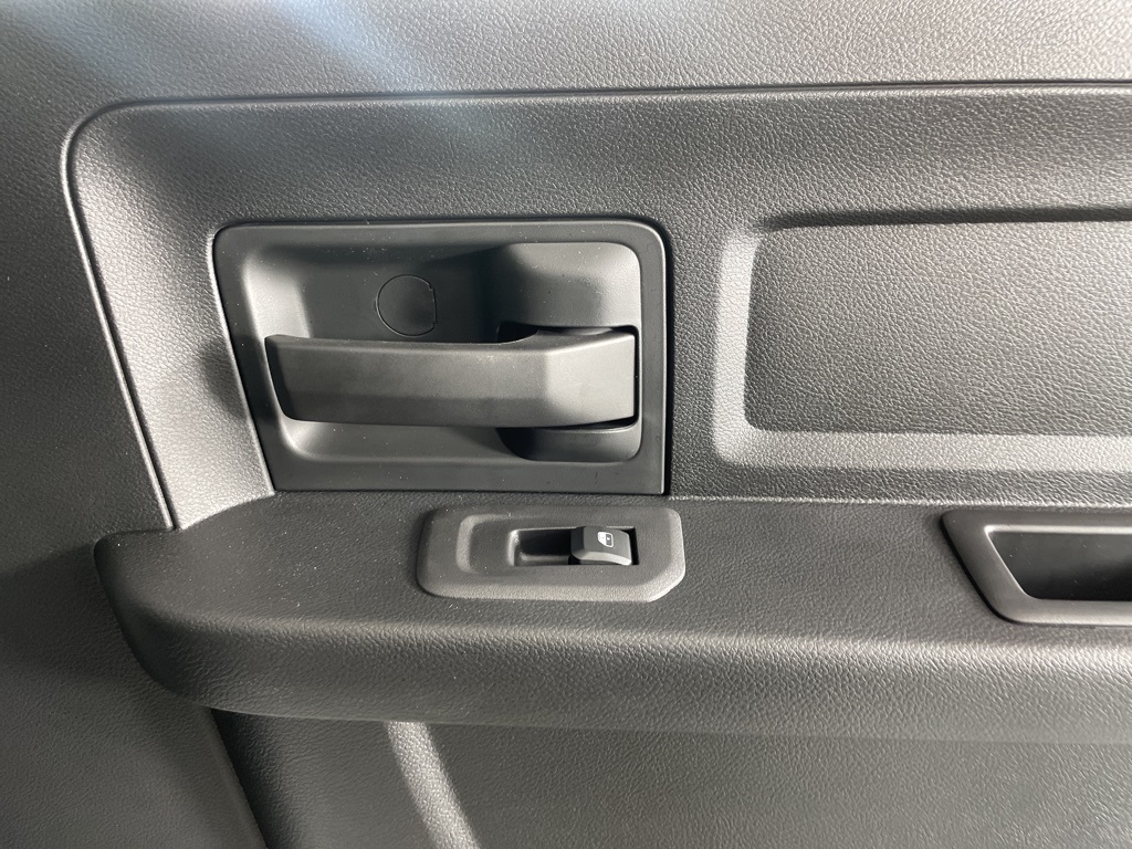 2026 Ram 2500 Tradesman photo 15