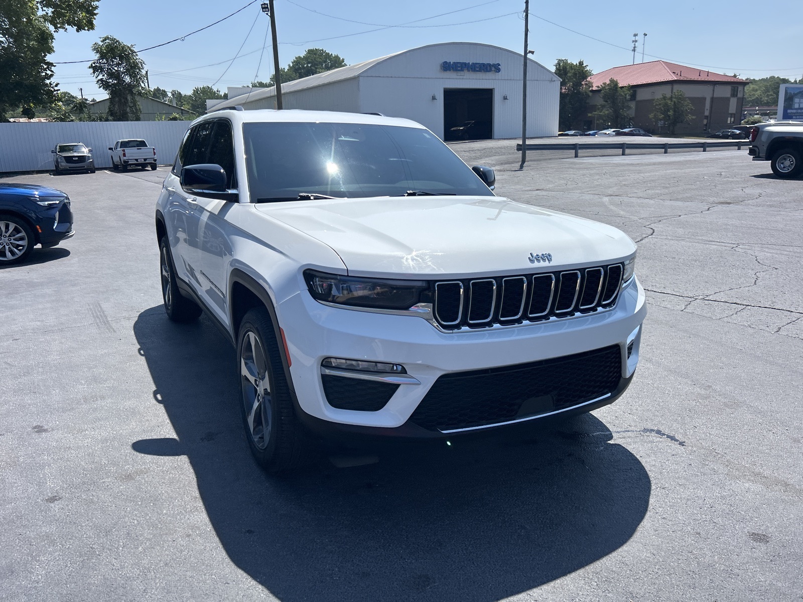 2023 Jeep Grand Cherokee Limited photo 12