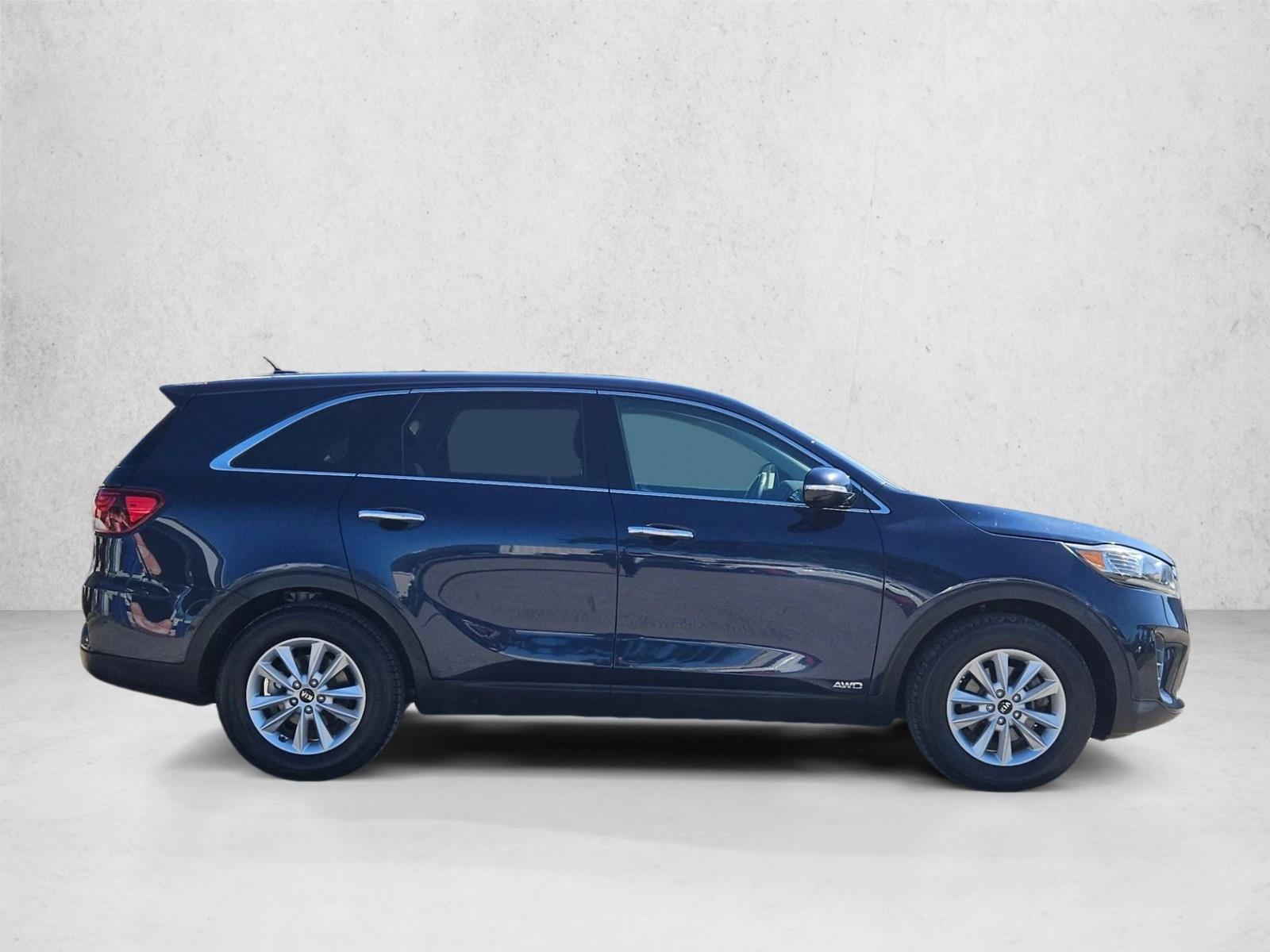 2019 Kia Sorento LX V6 photo 4