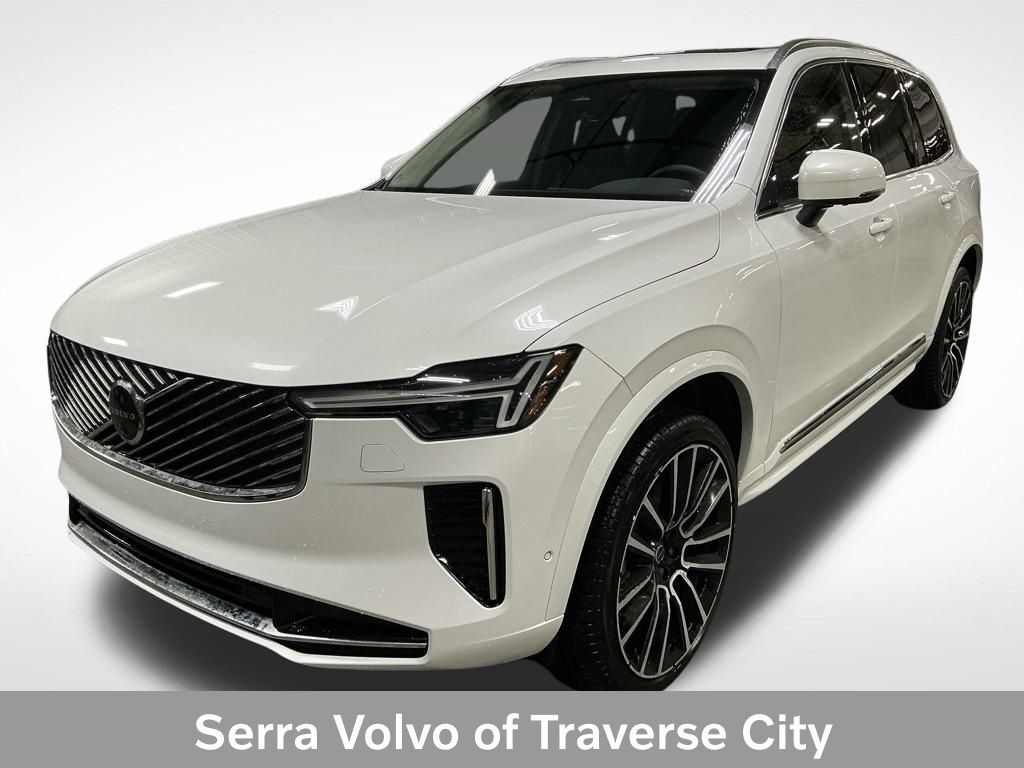 2026 Volvo XC90 Plus's photo