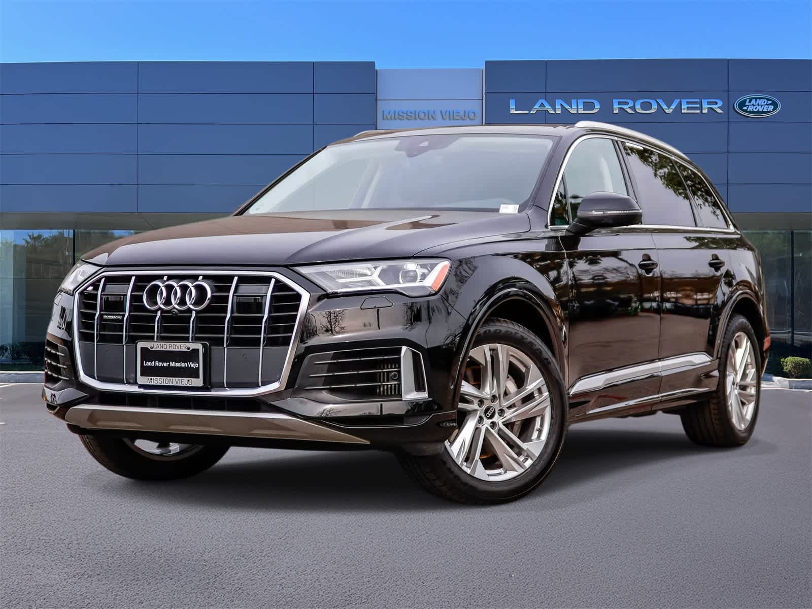 2022 Audi Q7 Premium Plus
