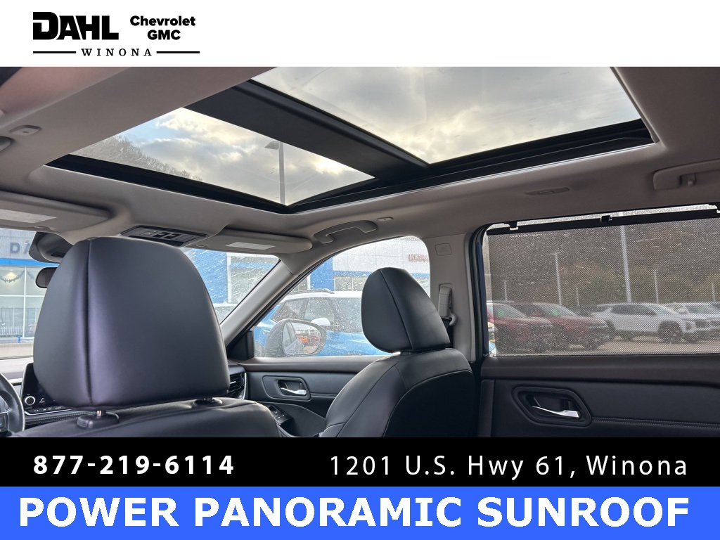 2023 Nissan Rogue SV photo 4