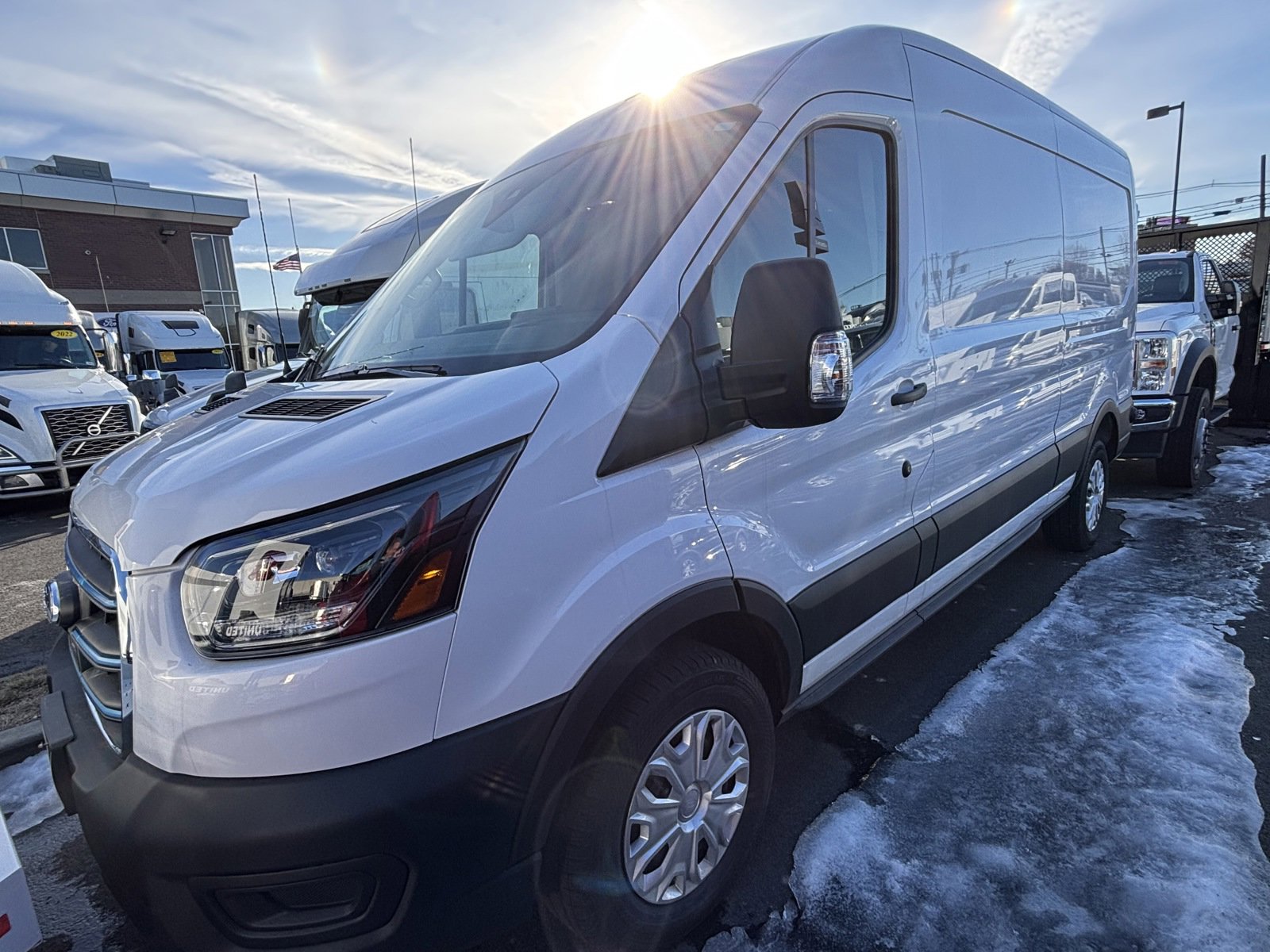 2024 Ford Transit photo 3
