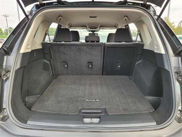 2023 Nissan Rogue SV photo 11