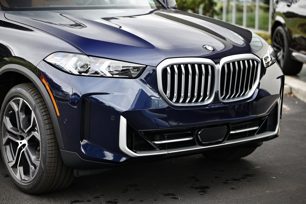 2026 Bmw X5 xDrive40i photo 2