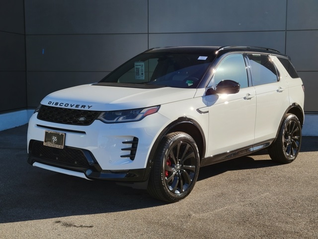 2025 Land Rover Discovery Sport Dynamic SE's photo
