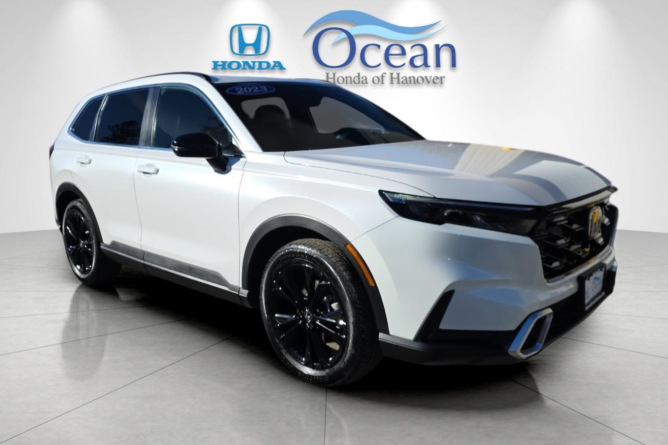 2023 Honda CR-V Sport Touring's photo