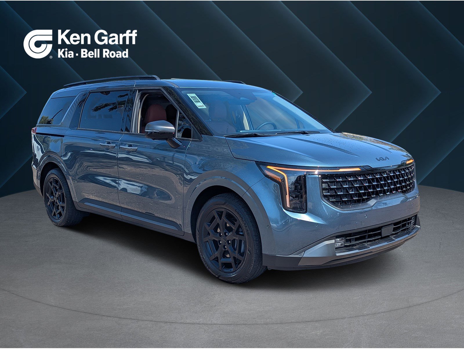 2026 Kia Carnival SX's photo