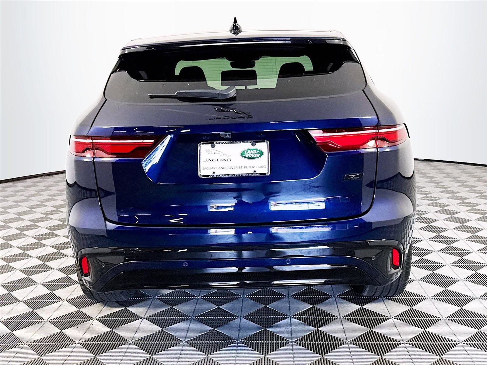 2026 Jaguar F-PACE P250 R-Dynamic S photo 3