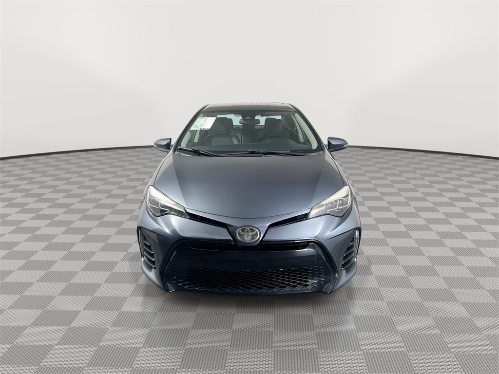 2017 Toyota Corolla L photo 2