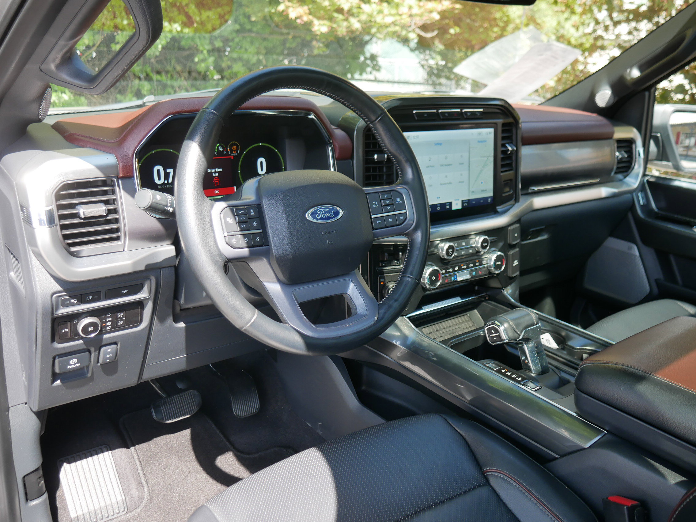 2023 Ford F-150 Lariat photo 4