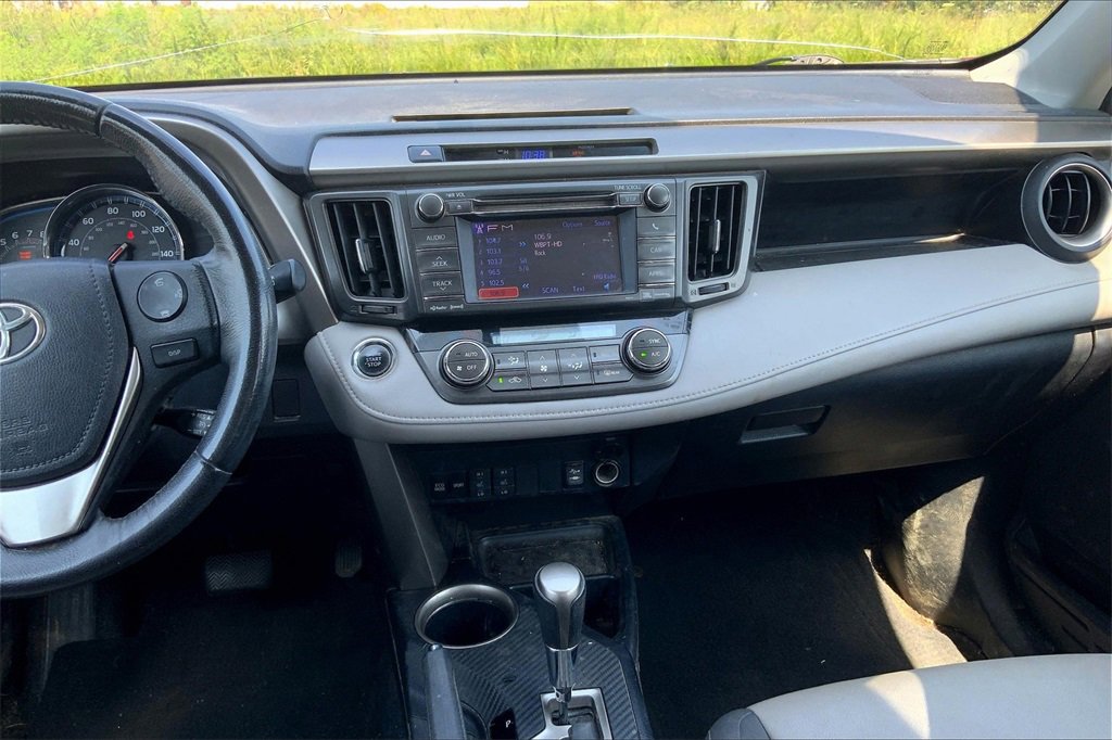 2013 Toyota RAV4 Limited photo 6
