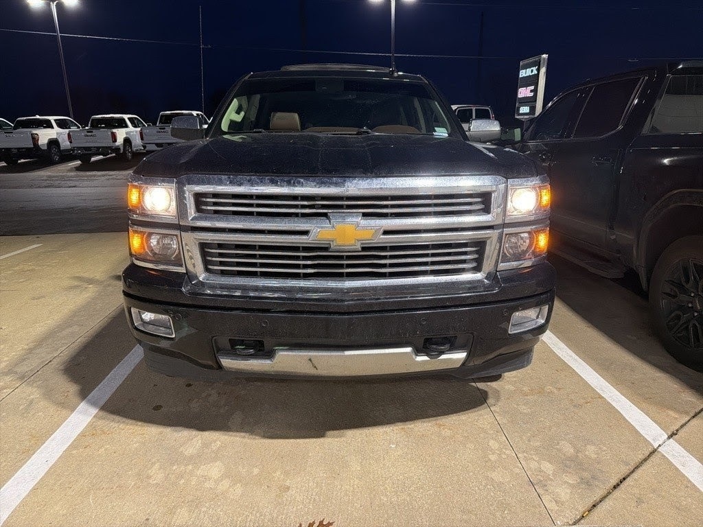 2015 Chevrolet Silverado 1500 High Country's photo