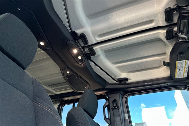 2024 Jeep Wrangler Willys 4xe photo 17