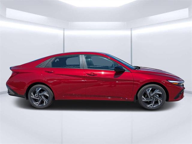 2025 Hyundai Elantra Hybrid SEL Sport photo 2