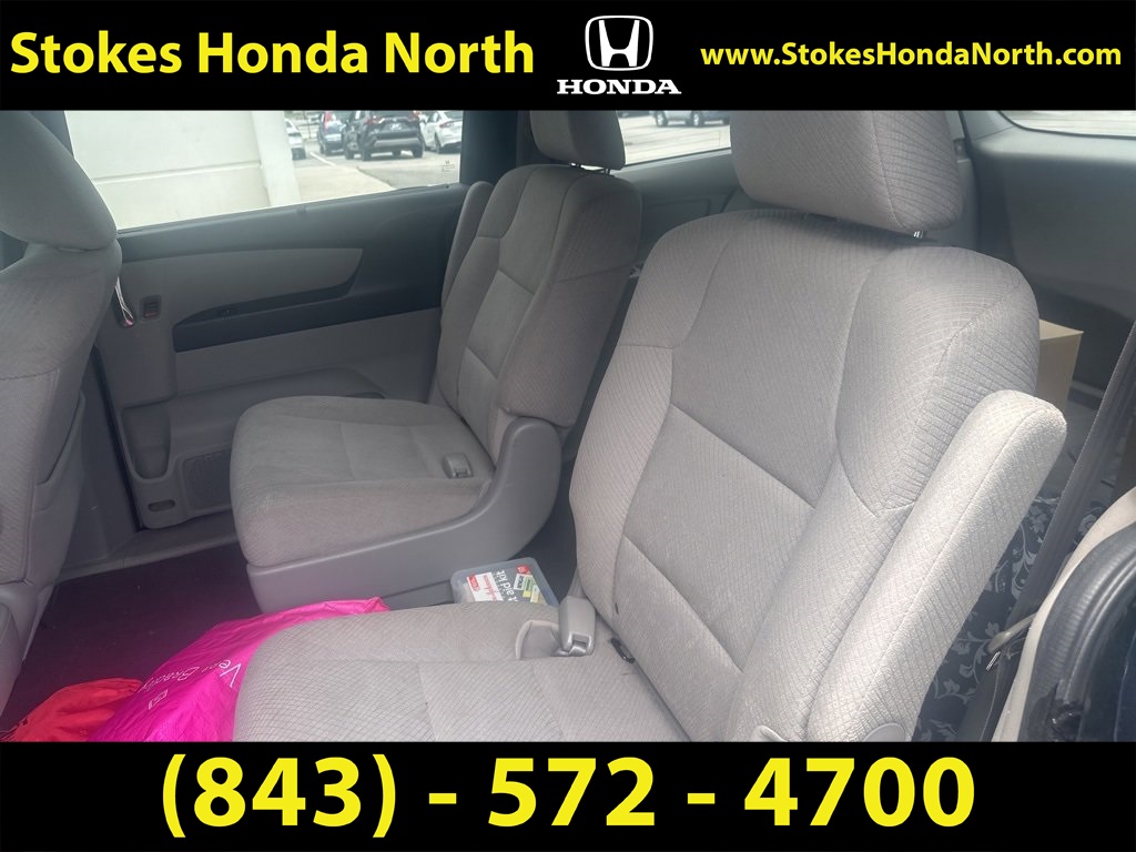 2014 Honda Odyssey EX photo 2