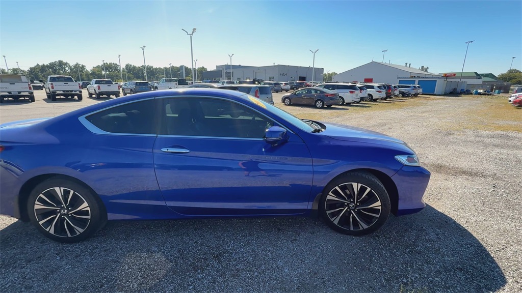2017 Honda Accord EX-L V6 photo 9