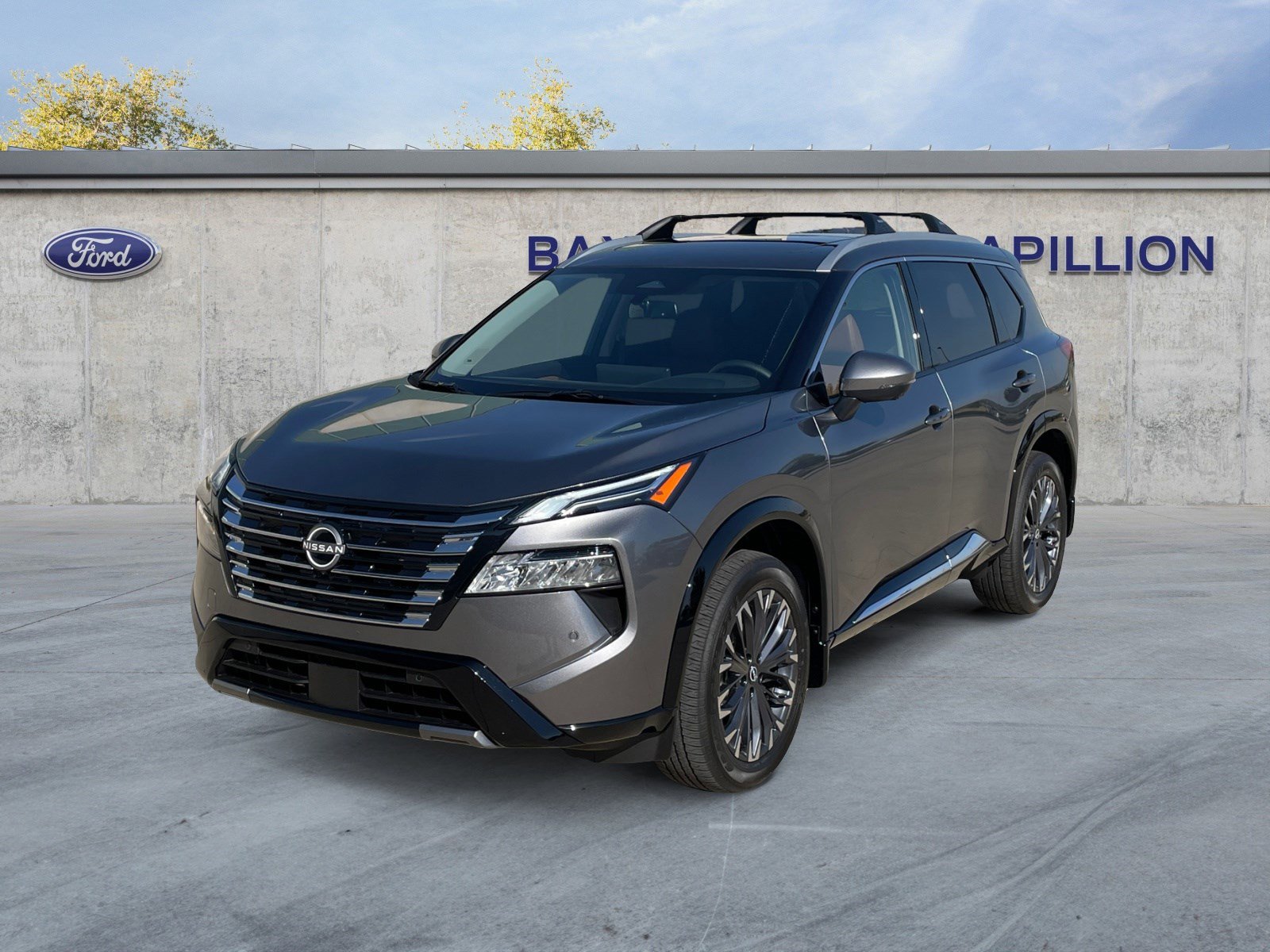 2025 Nissan Rogue Platinum photo 7