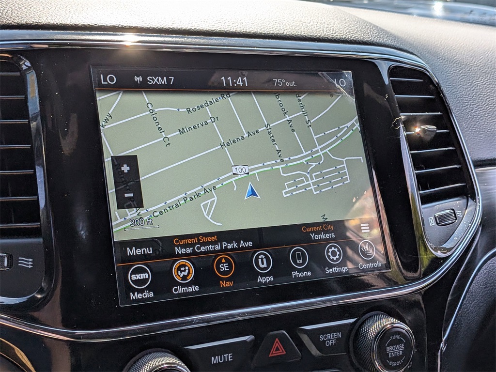 2021 Jeep Grand Cherokee Limited photo 12
