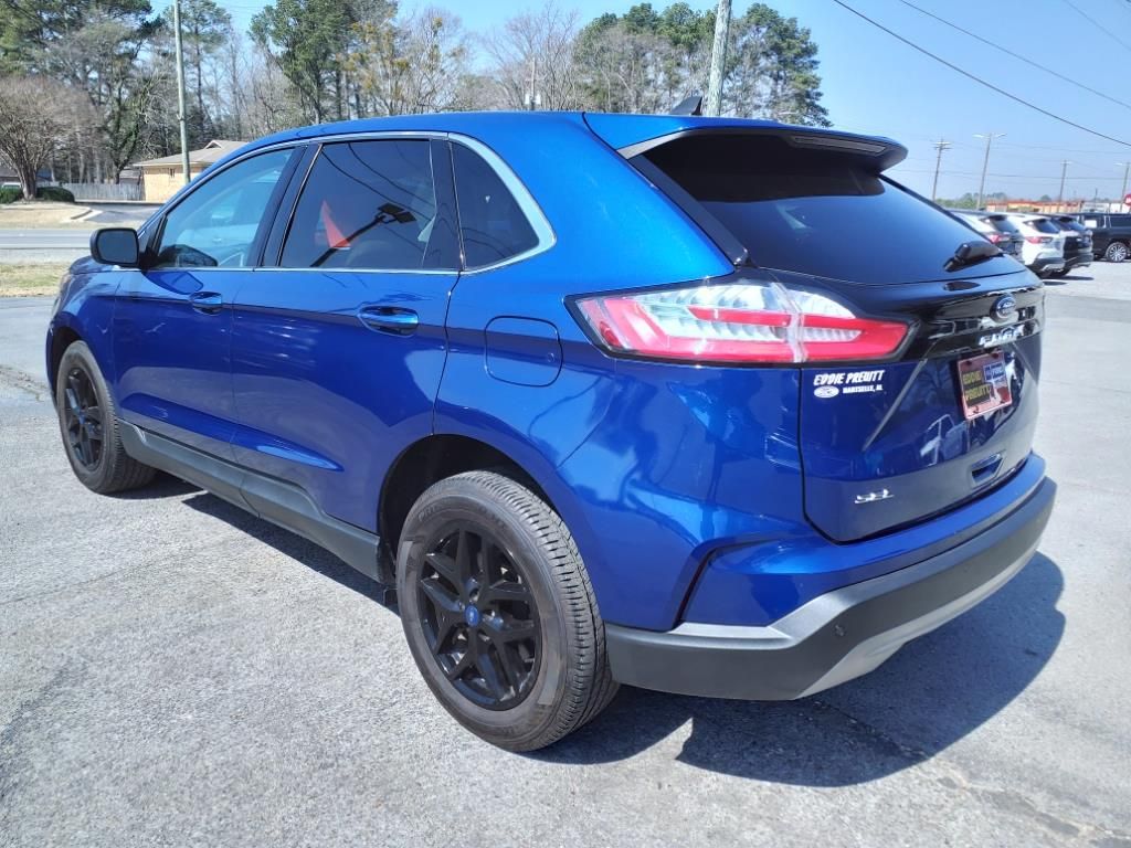 2021 Ford Edge SEL photo 2