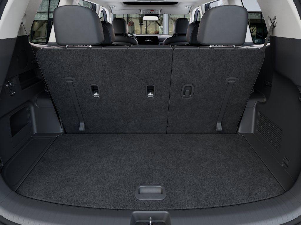 2025 Kia Telluride S photo 18