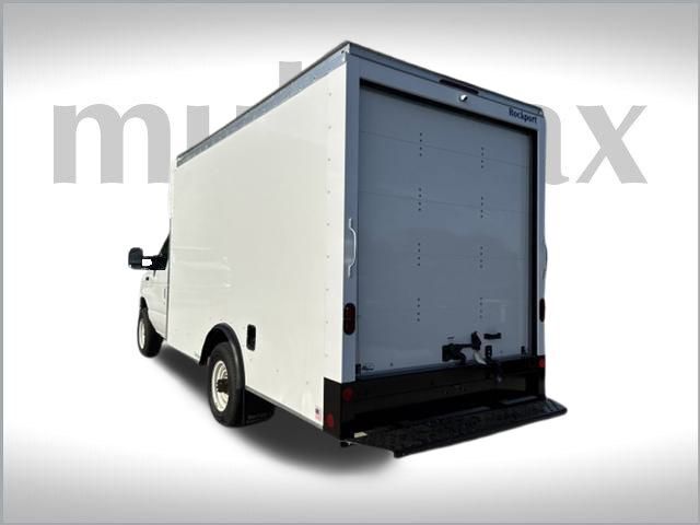 2025 Ford E-350 Base photo 3