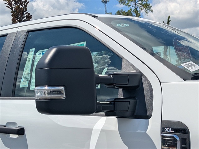 2026 Ford F-350 XL photo 11