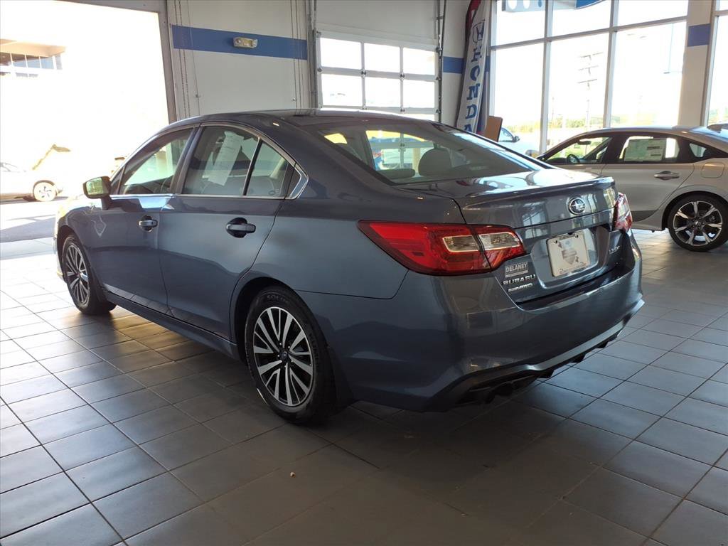 2018 Subaru Legacy 2.5i photo 6