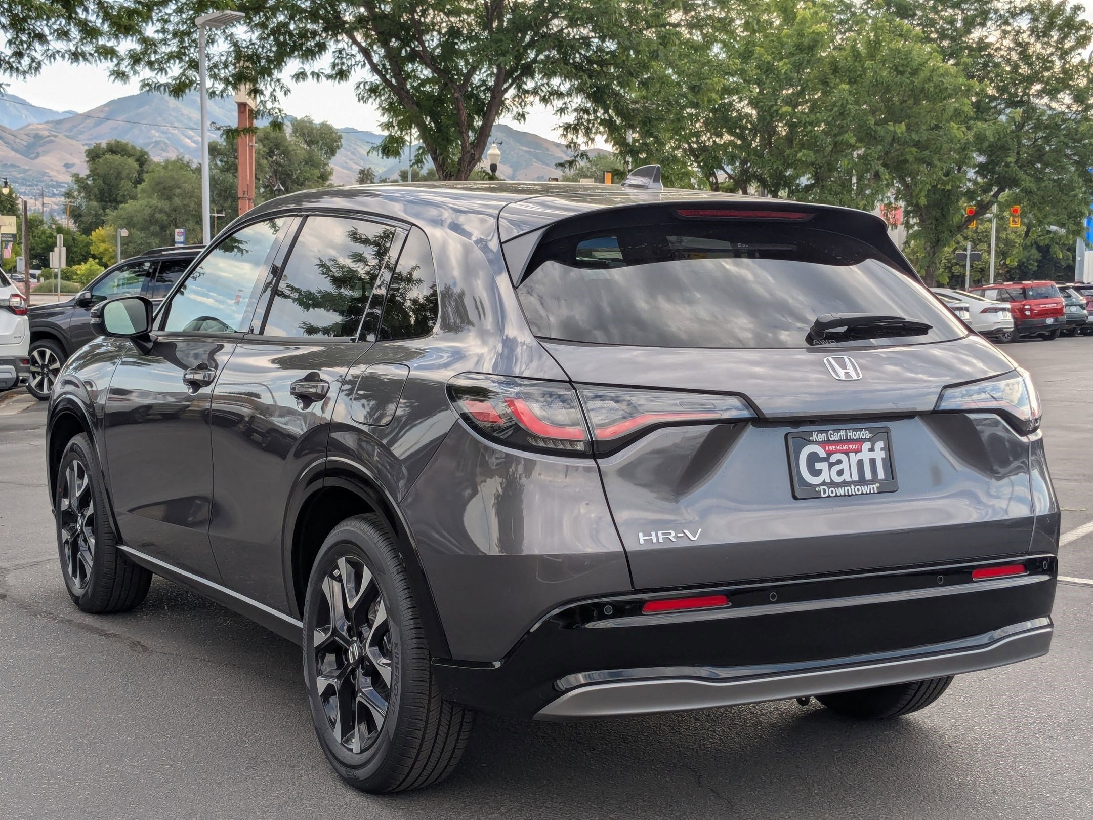 2026 Honda HR-V EX-L photo 4
