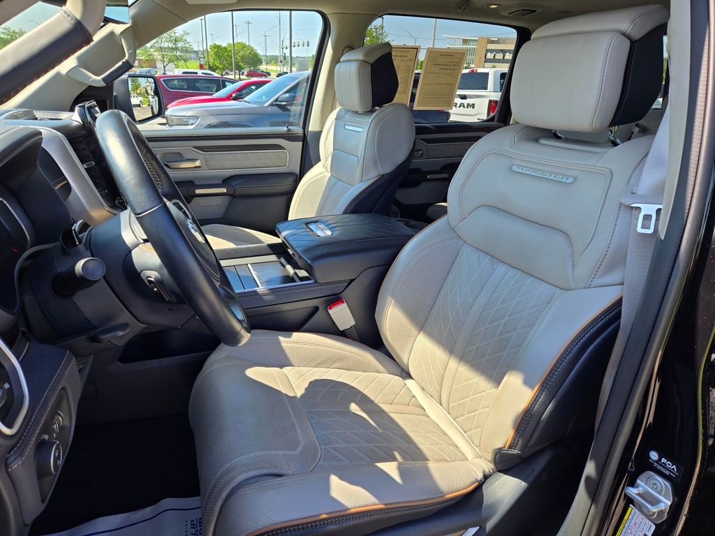 2025 Ram 1500 photo 14