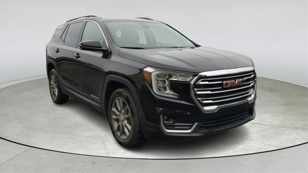 2024 GMC Terrain SLT's photo