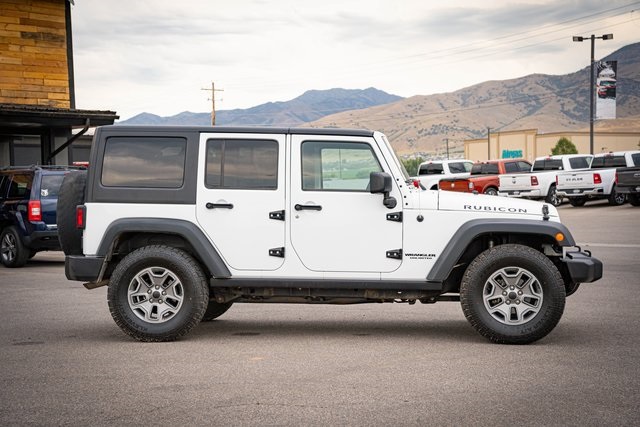 2015 Jeep Wrangler Unlimited Rubicon photo 7