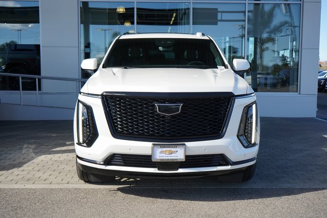 2025 Cadillac Escalade Sport Platinum photo 3