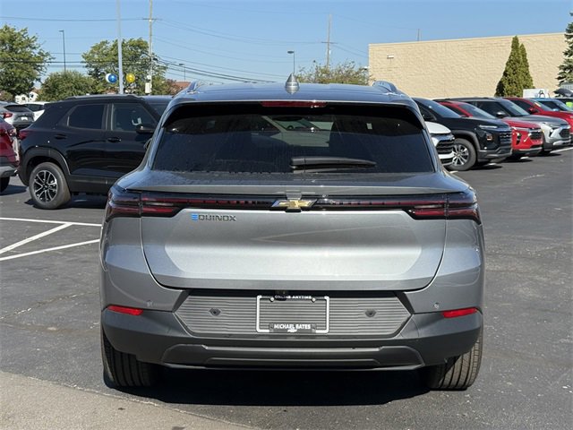 2026 Chevrolet Equinox EV 1LT photo 3