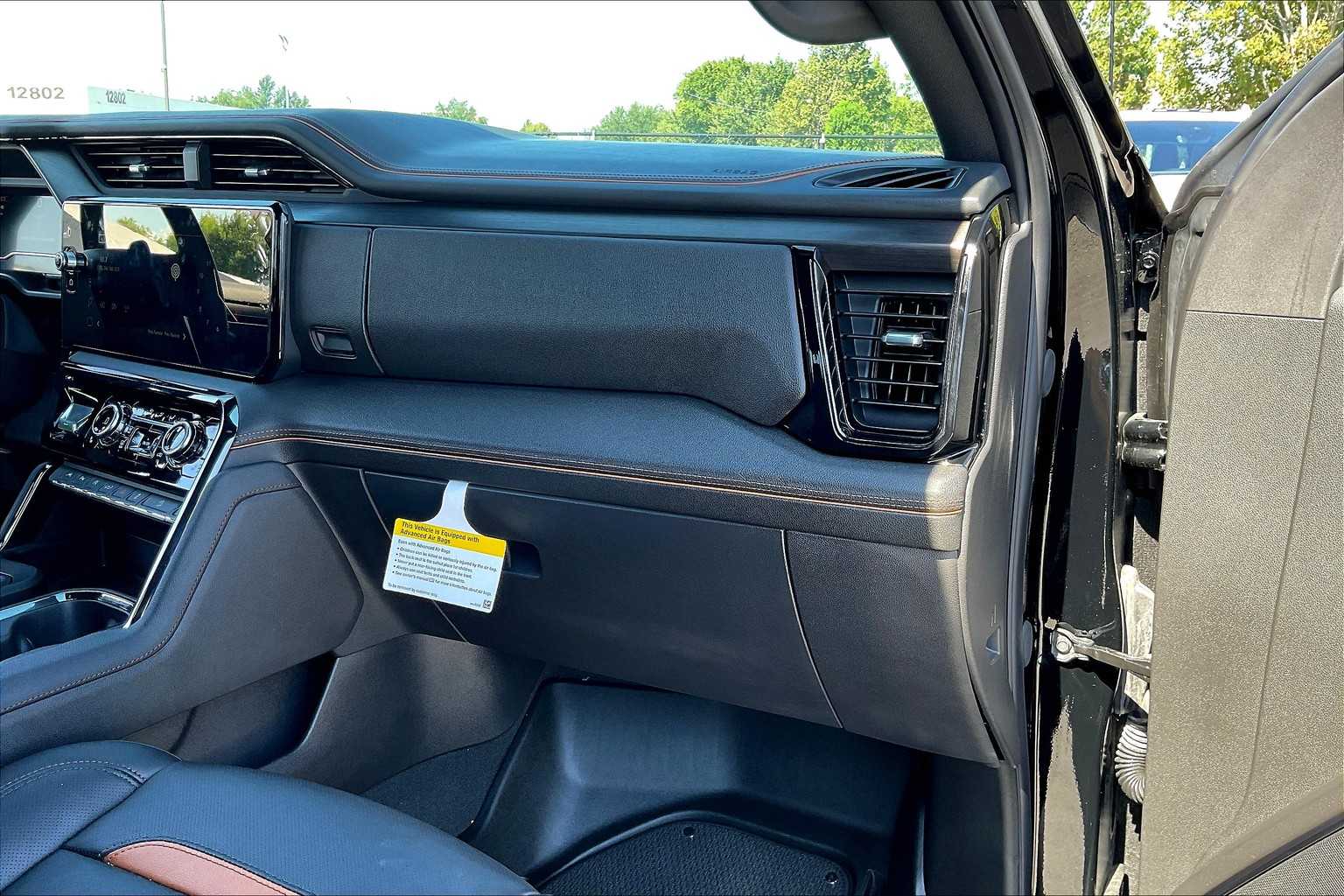 2025 Gmc Sierra AT4 photo 17
