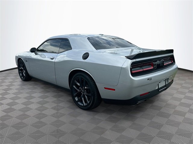 2023 Dodge Challenger R/T photo 5