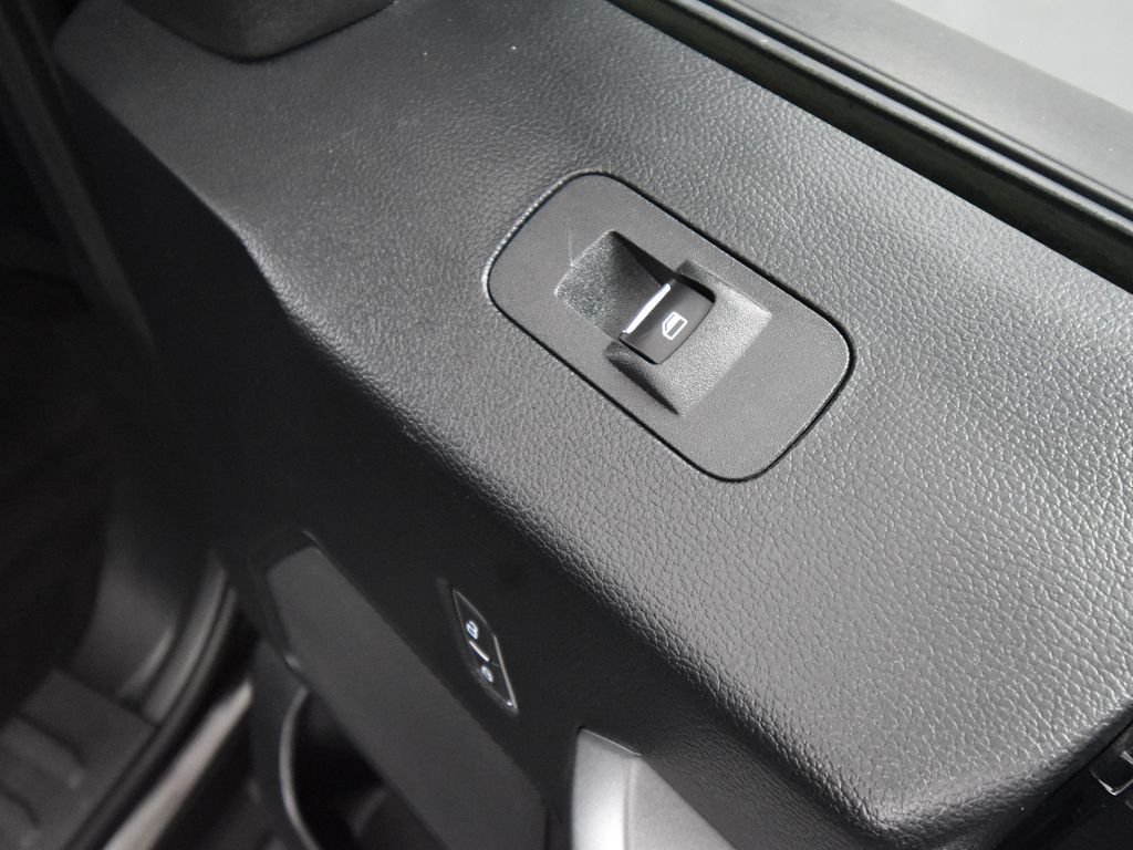 2018 Ford F-150 XLT FX4 photo 36
