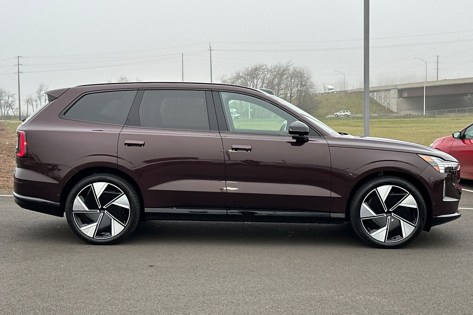 2025 Volvo EX90 Twin Motor Performance Ultra photo 2