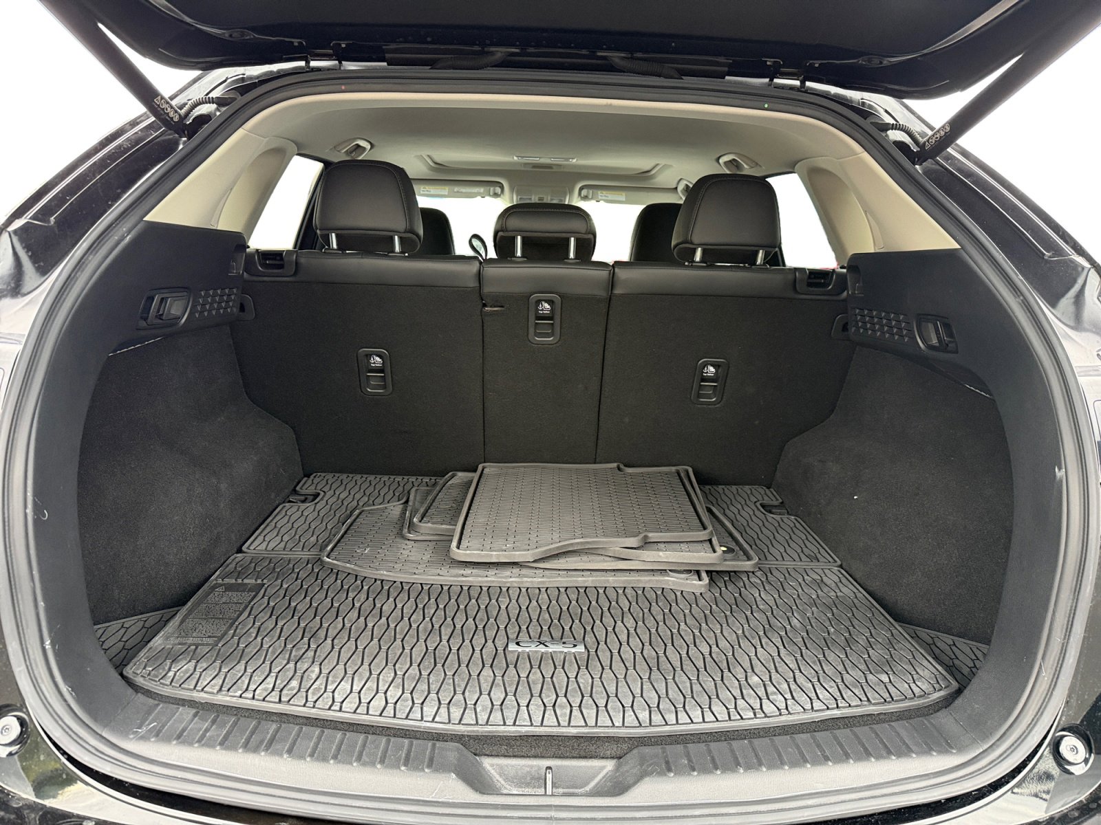 2023 Mazda CX-5 2.5 Premium Plus photo 17
