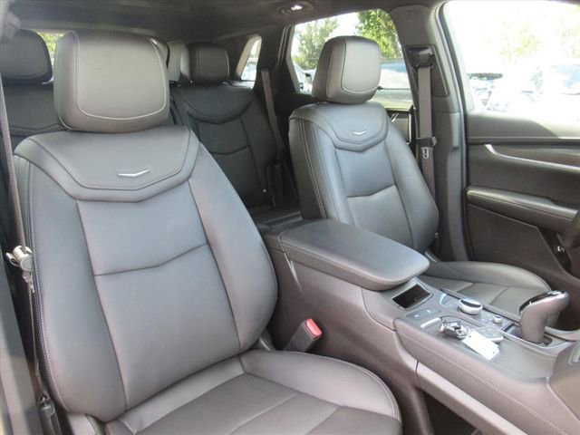 2022 Cadillac XT5 Sport photo 10