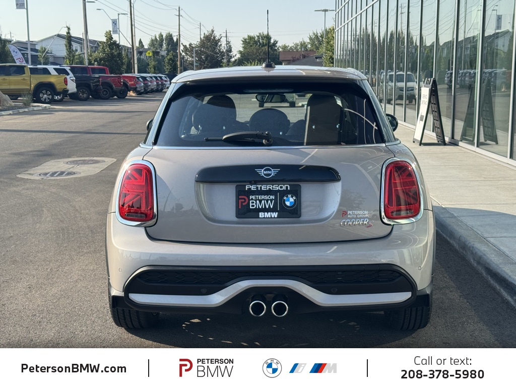 2024 Mini Cooper Hardtop S photo 5