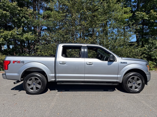 2020 Ford F-150 XLT photo 2