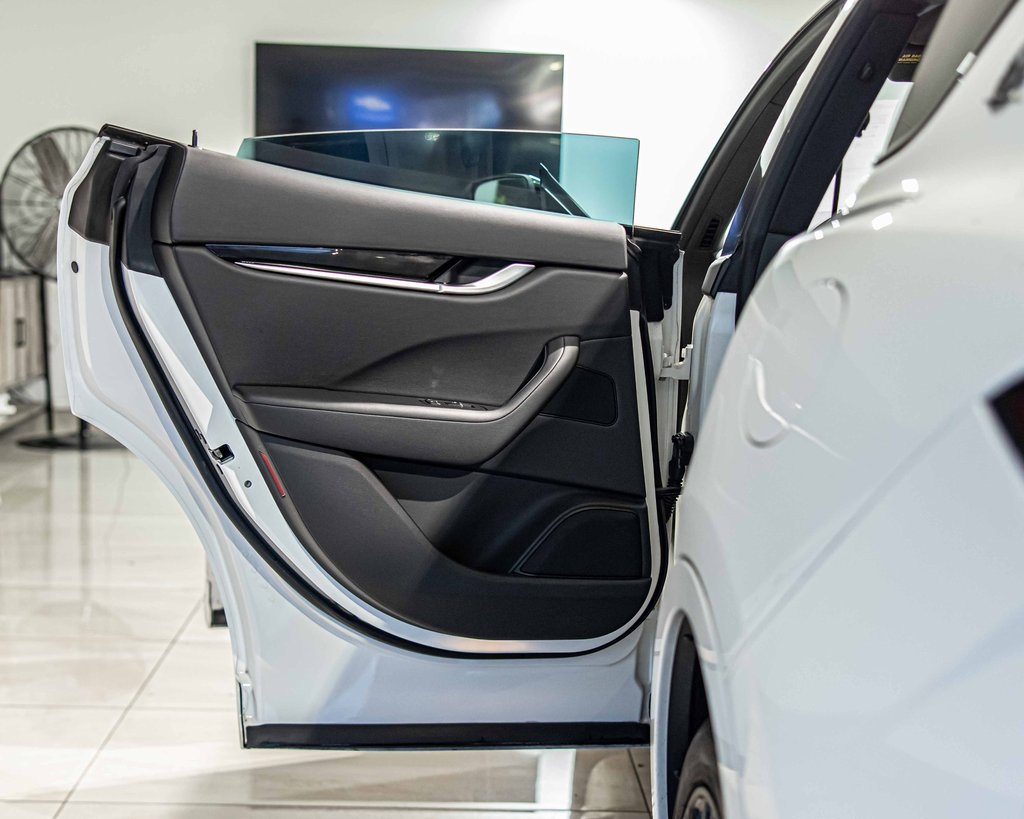 2021 MASERATI LEVANTE - Image 31