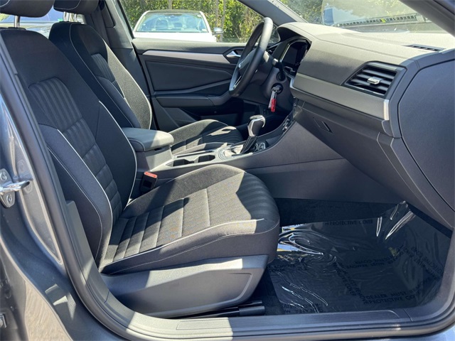 2024 Volkswagen Jetta 1.5T Sport photo 12