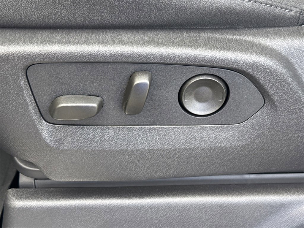 2026 GMC SIERRA - Image 16