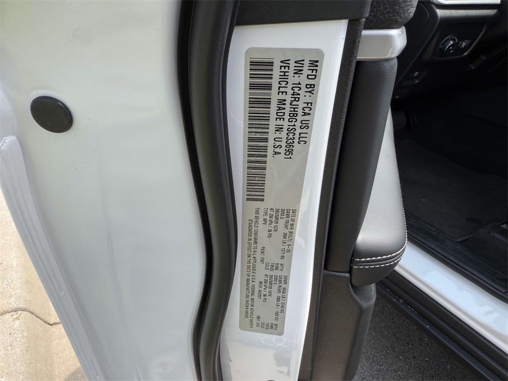 2025 Jeep Grand Cherokee Limited photo 29