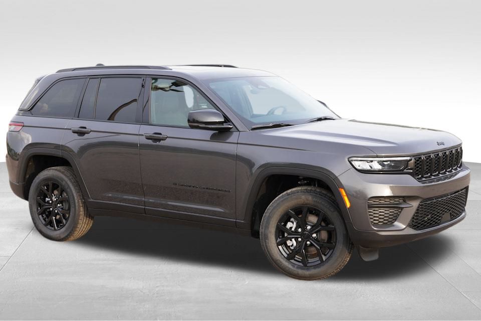 2025 Jeep Grand Cherokee Altitude X photo 2