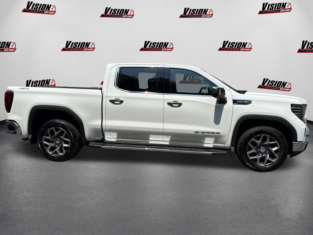 2024 Gmc Sierra 1500 SLT photo 3