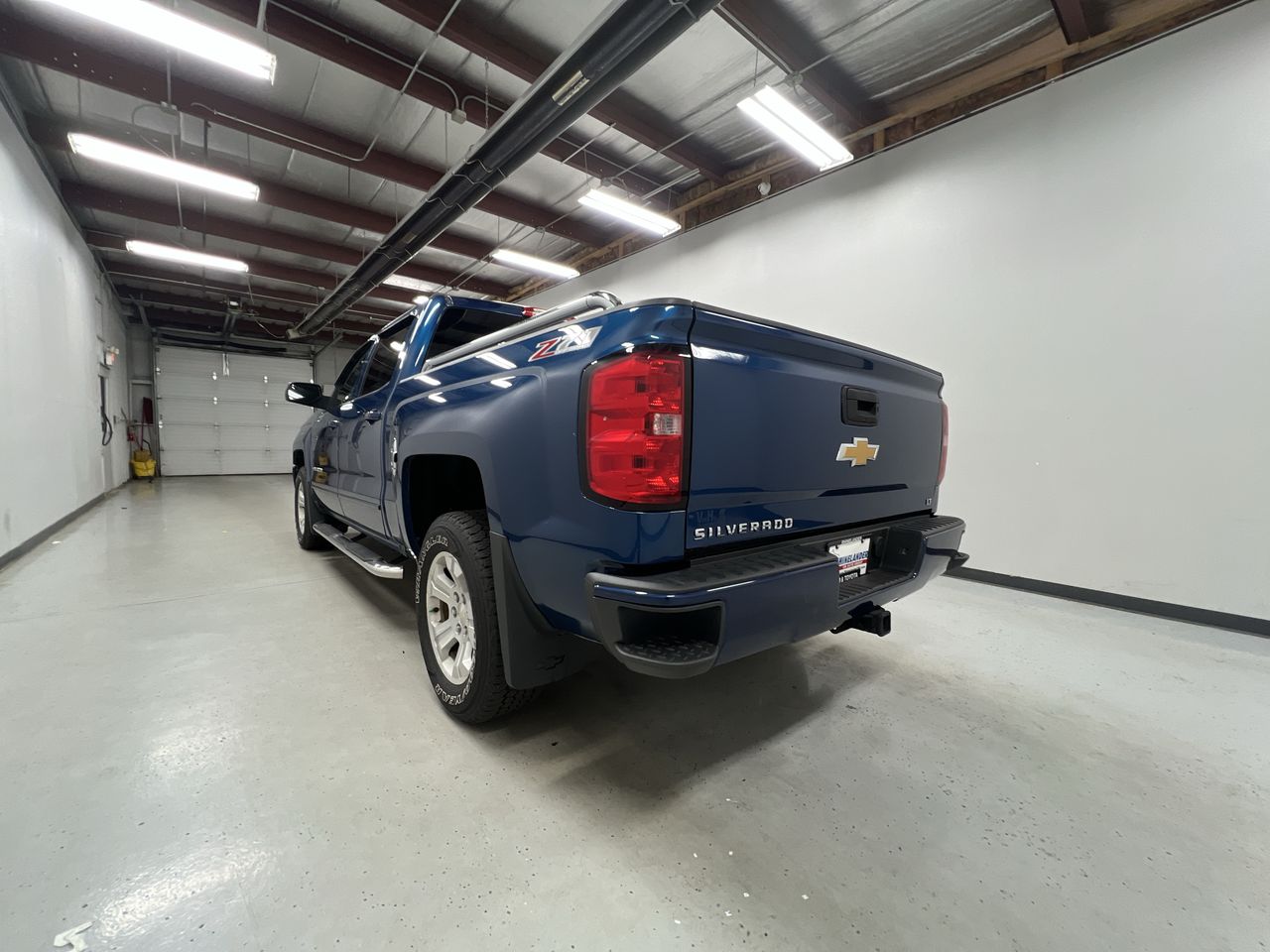 2018 Chevrolet Silverado 1500 LT photo 6