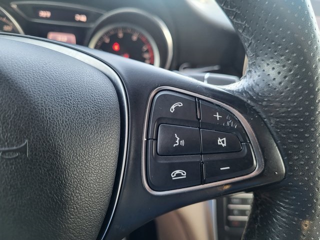 2018 Mercedes Benz CLA 250 photo 22